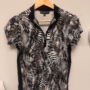 Black and White Short Sleeve Women's Top